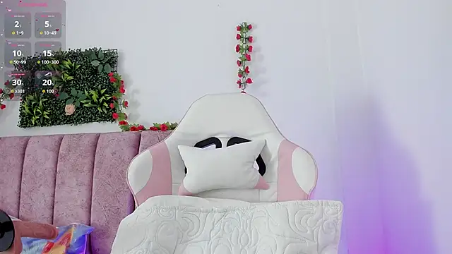 alisson boobs   online show from June 2, 12:11 am