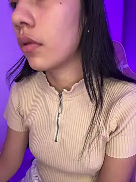 ISABELFORYOU03 online show from April 8, 12:24 am