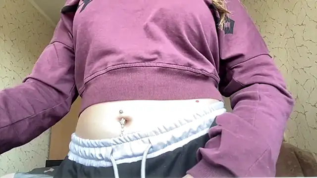 SpringSummers online show from April 18, 9:45 am