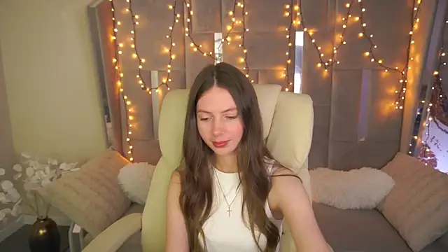 BabyLumi online show from April 20, 1:14 pm