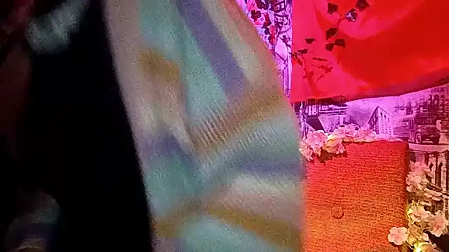 Janet Vibes online show from April 8, 7:16 pm