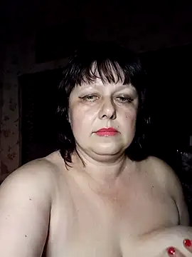 AuroKaria online show from April 10, 3:18 pm