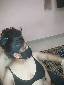 SURAJSAVITA online show from April 17, 8:38 am