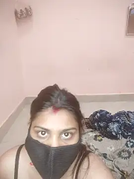 SURAJSAVITA online show from April 18, 7:58 pm