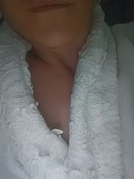 sara 41 online show from July 14, 9:52 pm