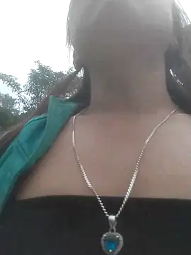 Zara Lina online show from April 4, 6:23 am