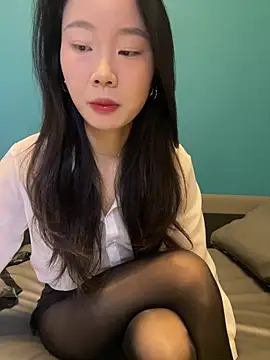 ZHJKS9988 online show from April 12, 1:52 am