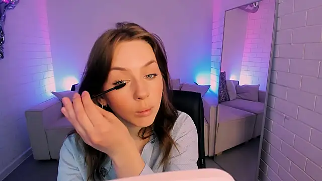 MeganClapp online show from April 15, 5:30 am