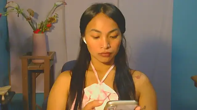 CherlynRuffino online show from April 18, 7:07 pm