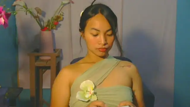 CherlynRuffino online show from April 16, 8:08 pm