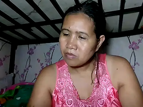  SweetSmile online show from April 14, 9:31 am