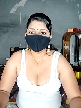 Riyashrma001 online show from April 11, 5:27 pm