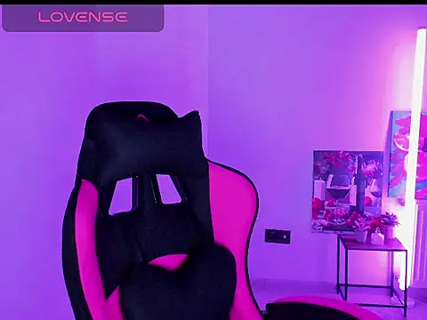 SourCherry   online show from April 8, 1:35 pm