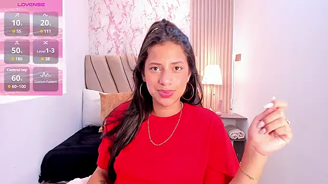 Atiena  online show from April 16, 9:39 pm