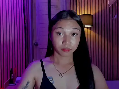 camilla wild online show from April 6, 7:20 am