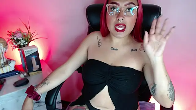 Camila Vega1 online show from April 14, 3:17 am