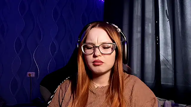 Sheriscute online show from April 13, 1:45 pm