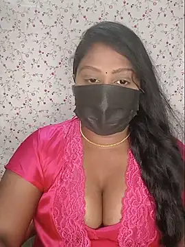 Romantic Woman online show from June 1, 6:20 pm