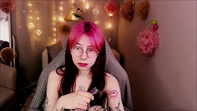 Alice Nyx online show from April 16, 8:52 pm