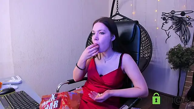  Melissa Black  online show from April 18, 9:04 pm