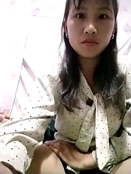 Yo-must online show from April 9, 7:08 pm