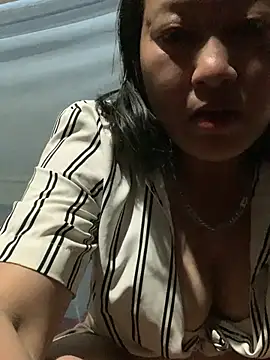 candy-beo online show from April 14, 3:01 pm