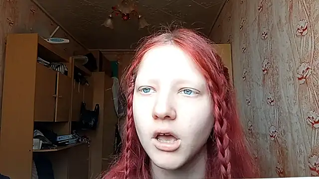 BirgitKamal online show from April 10, 10:10 am