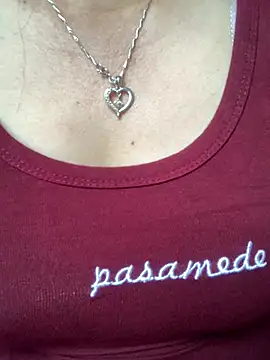   Evelyn   online show from April 18, 5:54 am