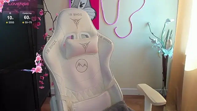 AmeliePeach online show from June 16, 1:50 am