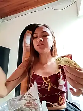 Leticia Hinkley  online show from April 18, 1:02 pm