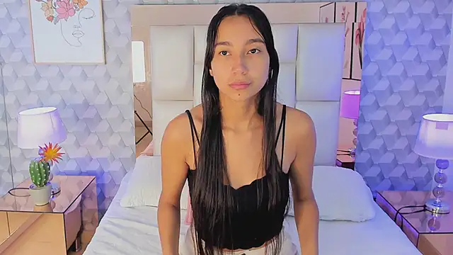 Amber Ashfang online show from April 17, 11:12 am