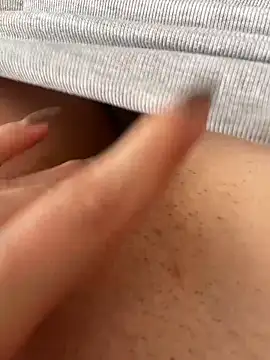 sfskflfd online show from April 19, 1:22 pm