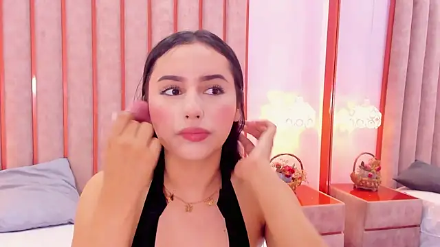 Zoe Monrow online show from June 3, 12:28 pm