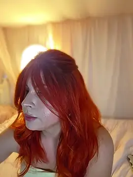 ItsAuroraBorealis online show from July 3, 3:23 am