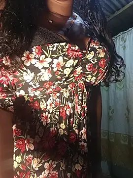 michelle castillo online show from April 15, 3:29 am