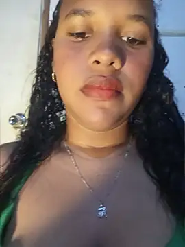 michelle castillo online show from April 12, 3:09 am