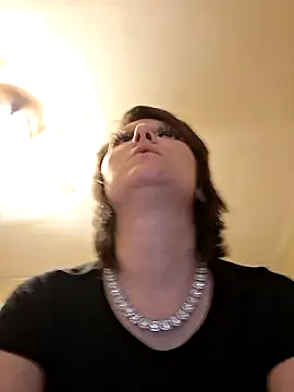 Mijaaaa12121 online show from April 17, 1:40 am