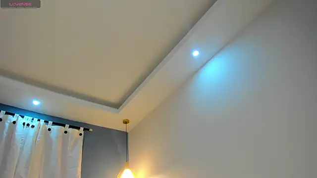 sweetkimmie  online show from April 9, 11:59 am