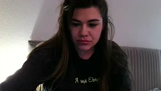 miss preggie online show from April 17, 9:50 pm