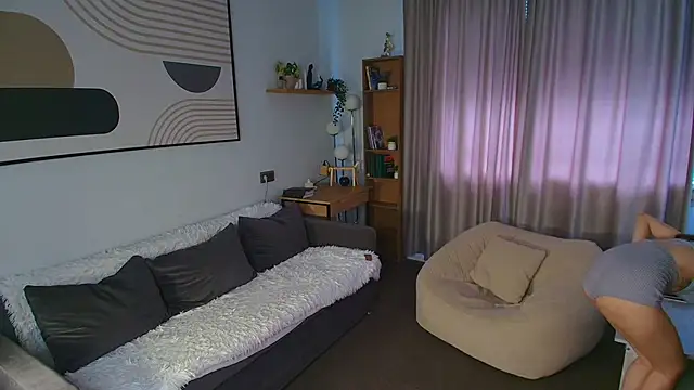 WilleneBasques online show from April 18, 9:12 am