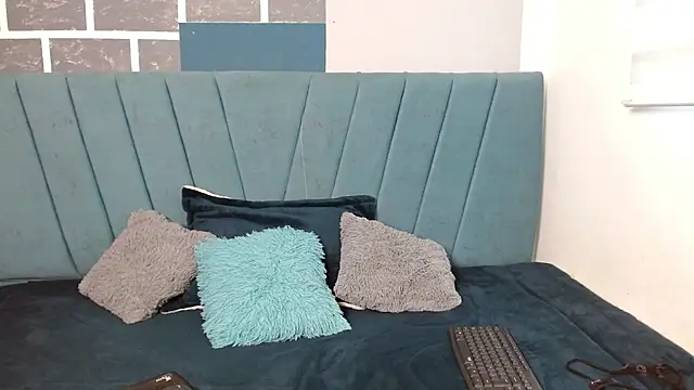 Ariadnett   online show from April 17, 5:26 pm