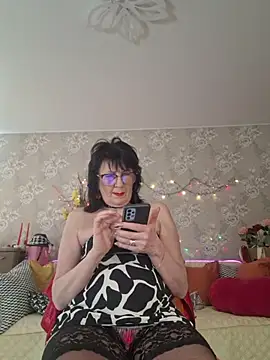 LaliaMia online show from February 6, 7:23 am