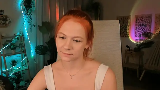 LisaAris online show from May 23, 6:28 pm