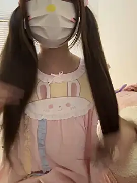 kkkiii-42 online show from April 18, 1:35 pm