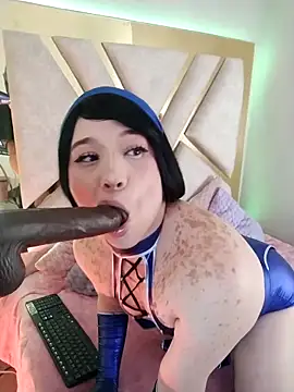 Ashley  Parker online show from April 15, 9:59 pm