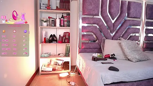 Eva  Walker online show from April 18, 1:52 am