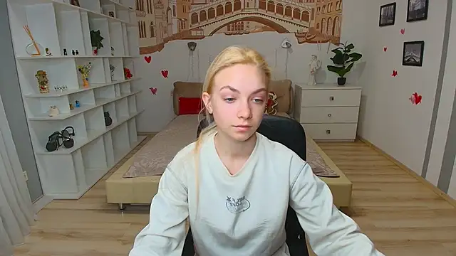 SonnySofia online show from April 14, 6:02 am