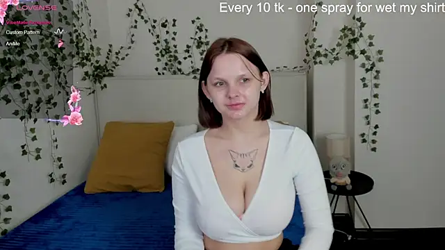 Charlotte Stee online show from April 20, 2:25 am