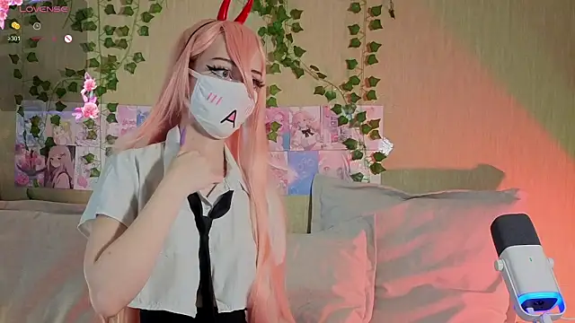 LunaNyanmi online show from April 16, 10:04 am