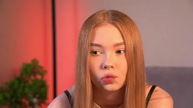  online show from April 17, 10:45 pm